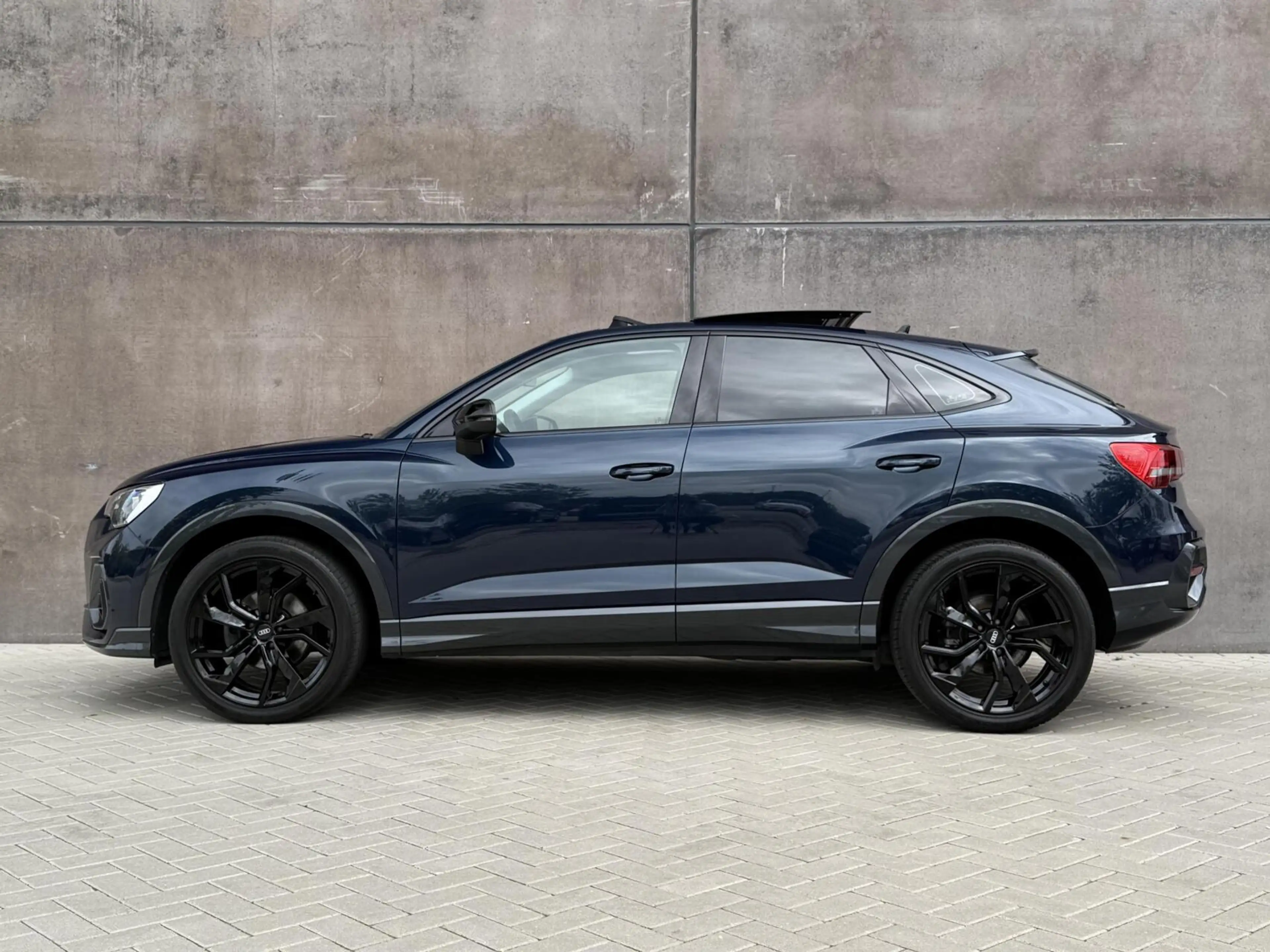 Audi Q3 Sportback 35 TFSI S edition | Panorama Dak | Keyle — photo 15