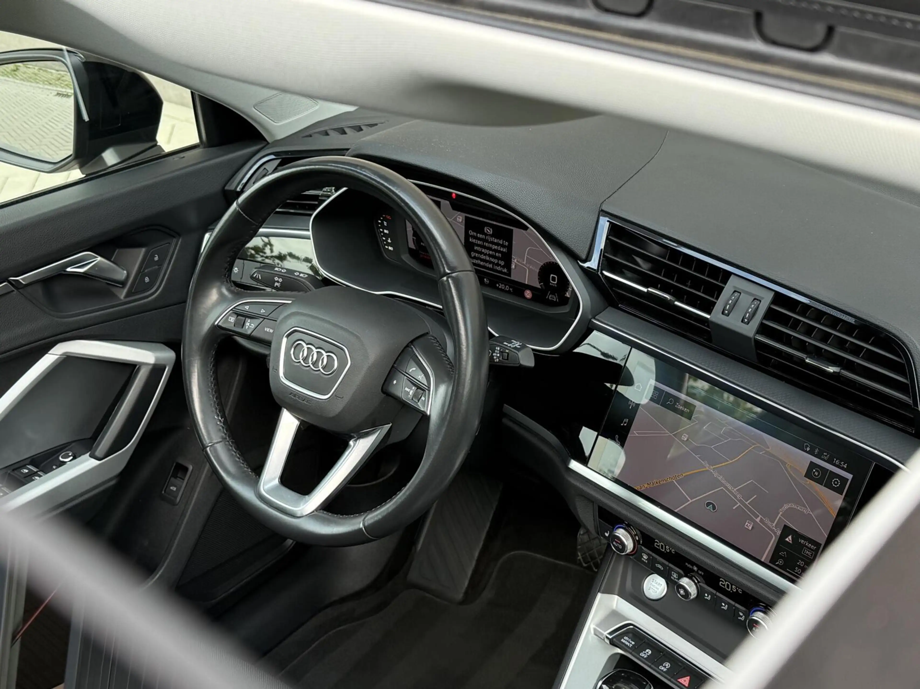 Audi Q3 Sportback 35 TFSI S edition | Panorama Dak | Keyle — photo 6
