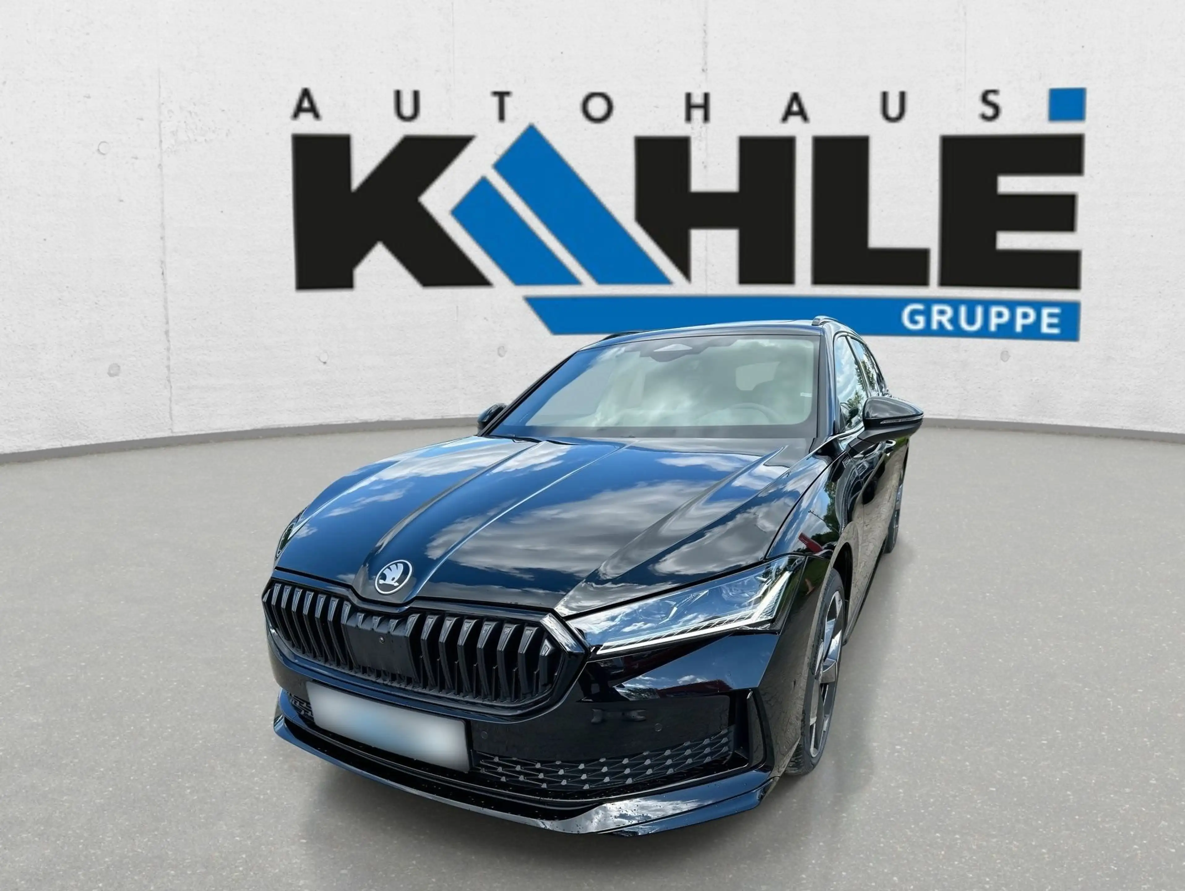 Skoda Superb Combi 2.0 TDI 4x4 W Sportline 4x4 CarPlay — photo 2