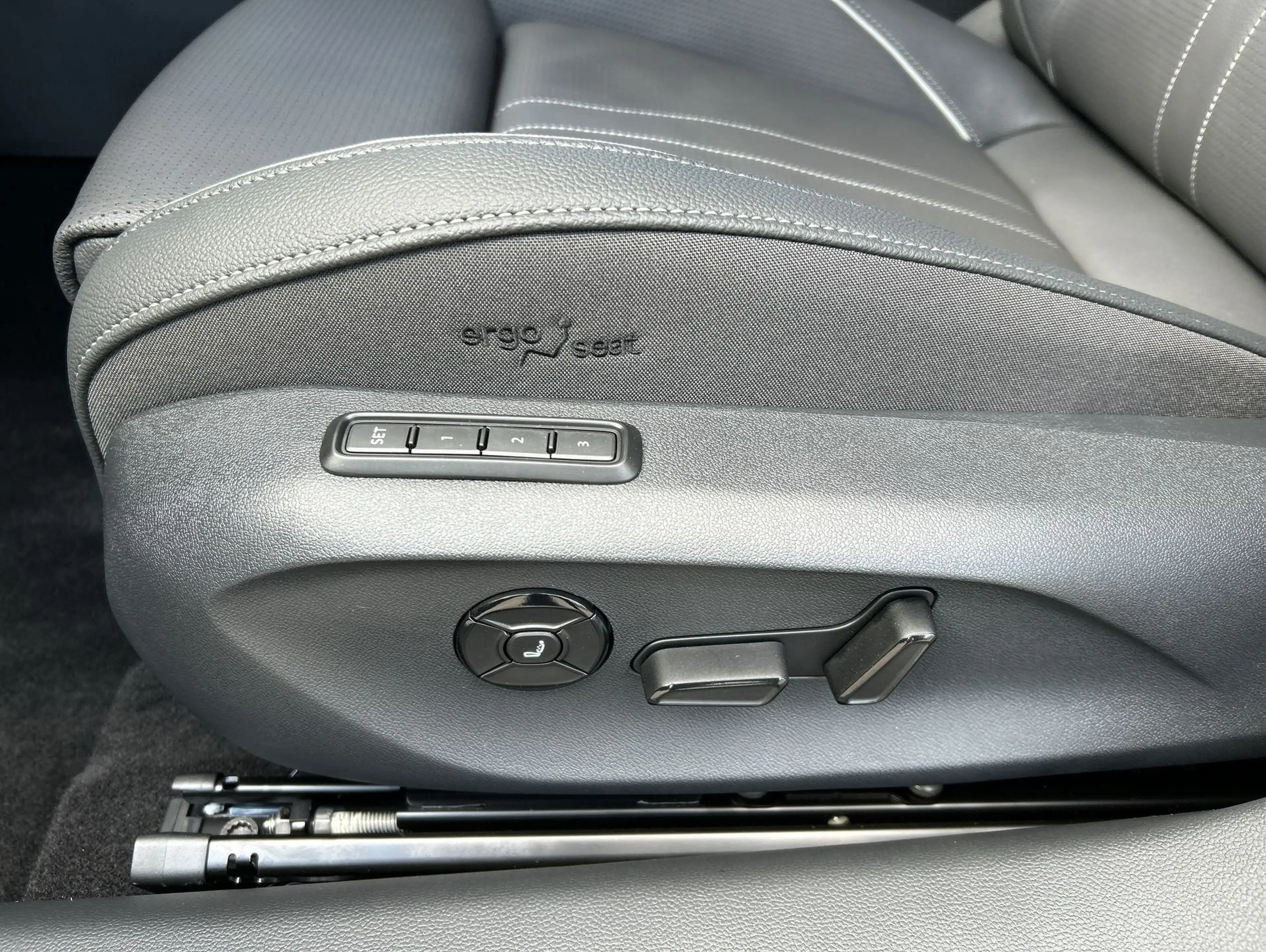Skoda Superb Combi 2.0 TDI 4x4 W Sportline 4x4 CarPlay — photo 12