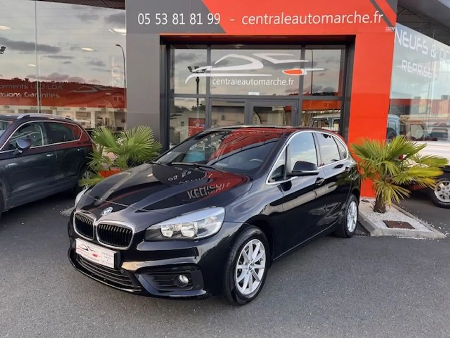 BMW 116 Serie 216d 116 ch Business A Schwarz - 1
