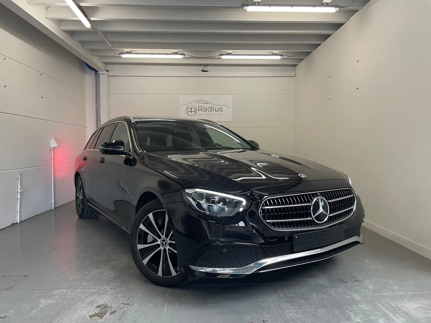 Mercedes-Benz E 300 E 300 de T 9G-TRONIC Avantgarde Noir - 2