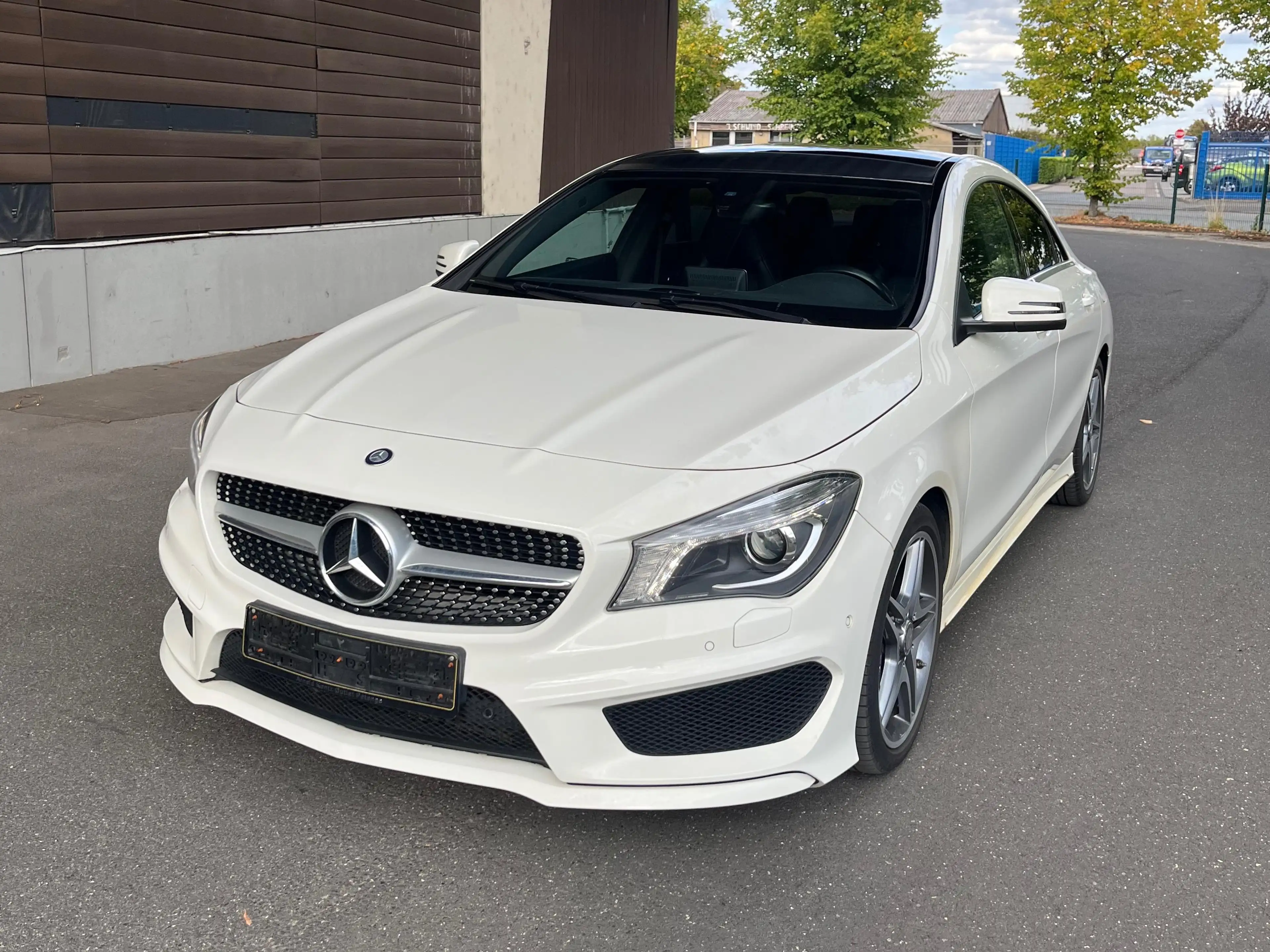 Mercedes-Benz CLA 200 CLA Shooting Brake 200 d AMG Line — photo 3