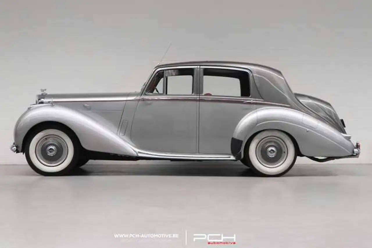 Bentley Type R Saloon, foto 3