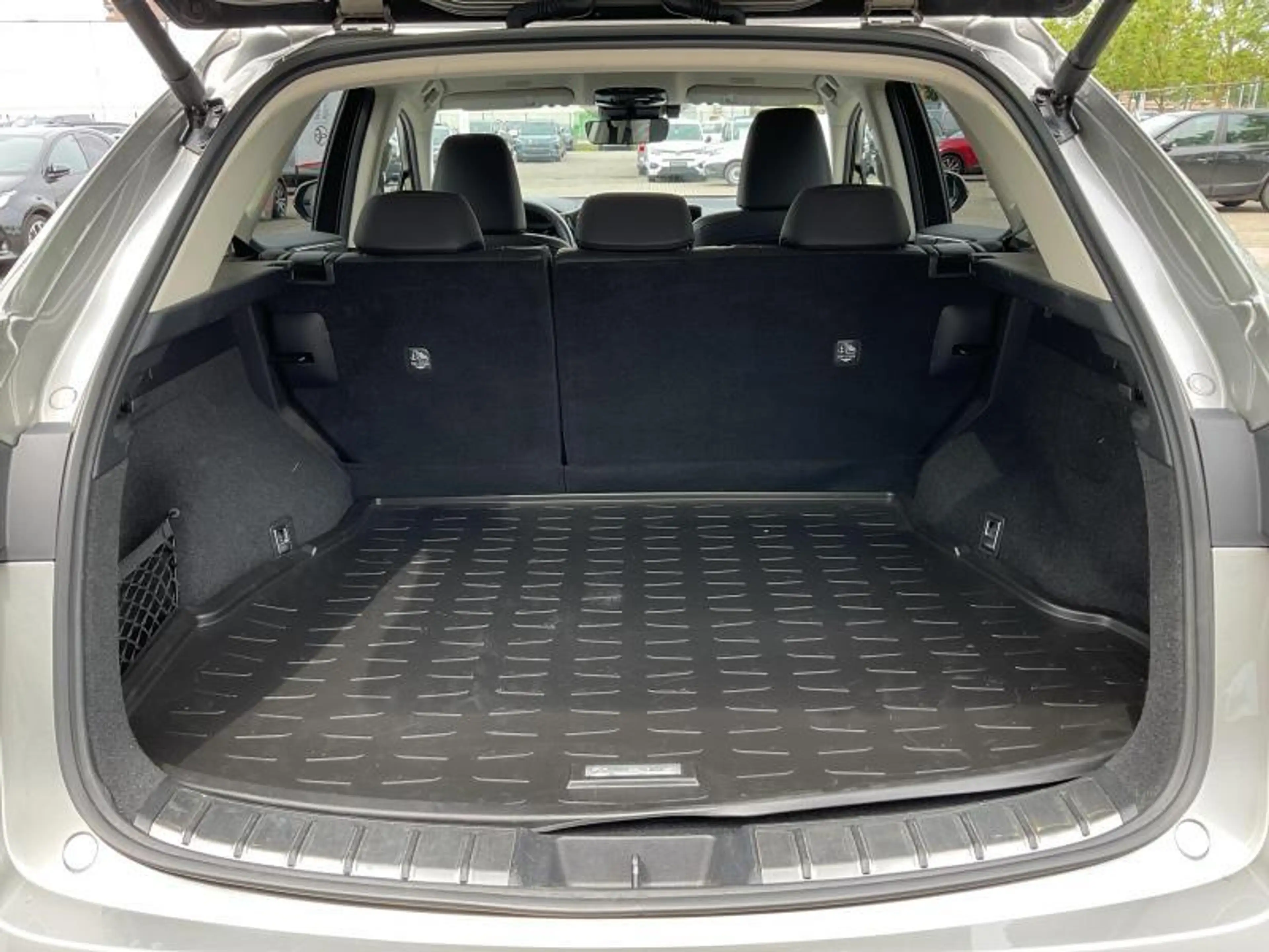 Lexus NX 450h+ Privilege Line PHEV — photo 8