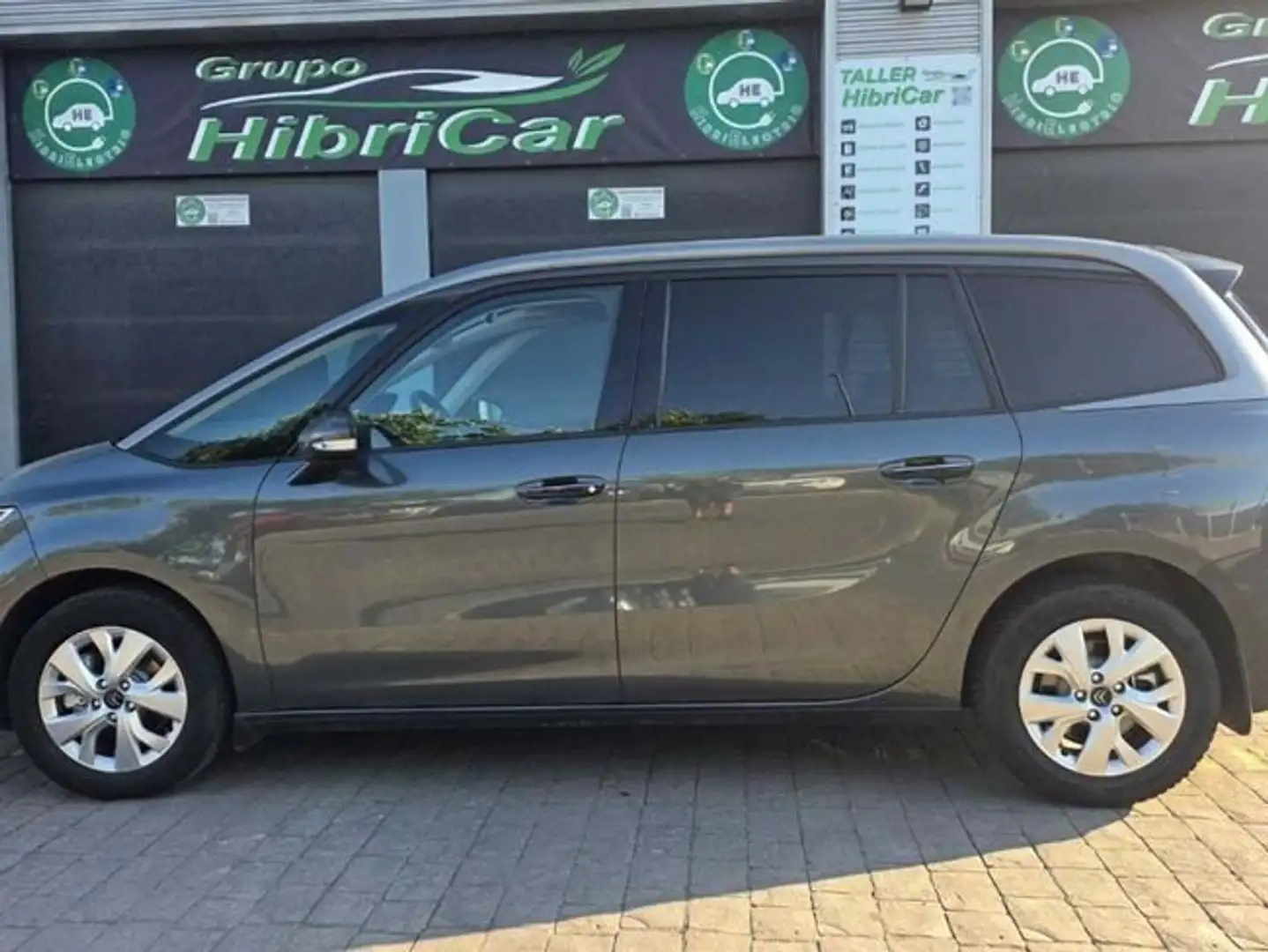 Citroen C4 PureTech 96KW 130CV SS 6v Shine Gris - 2