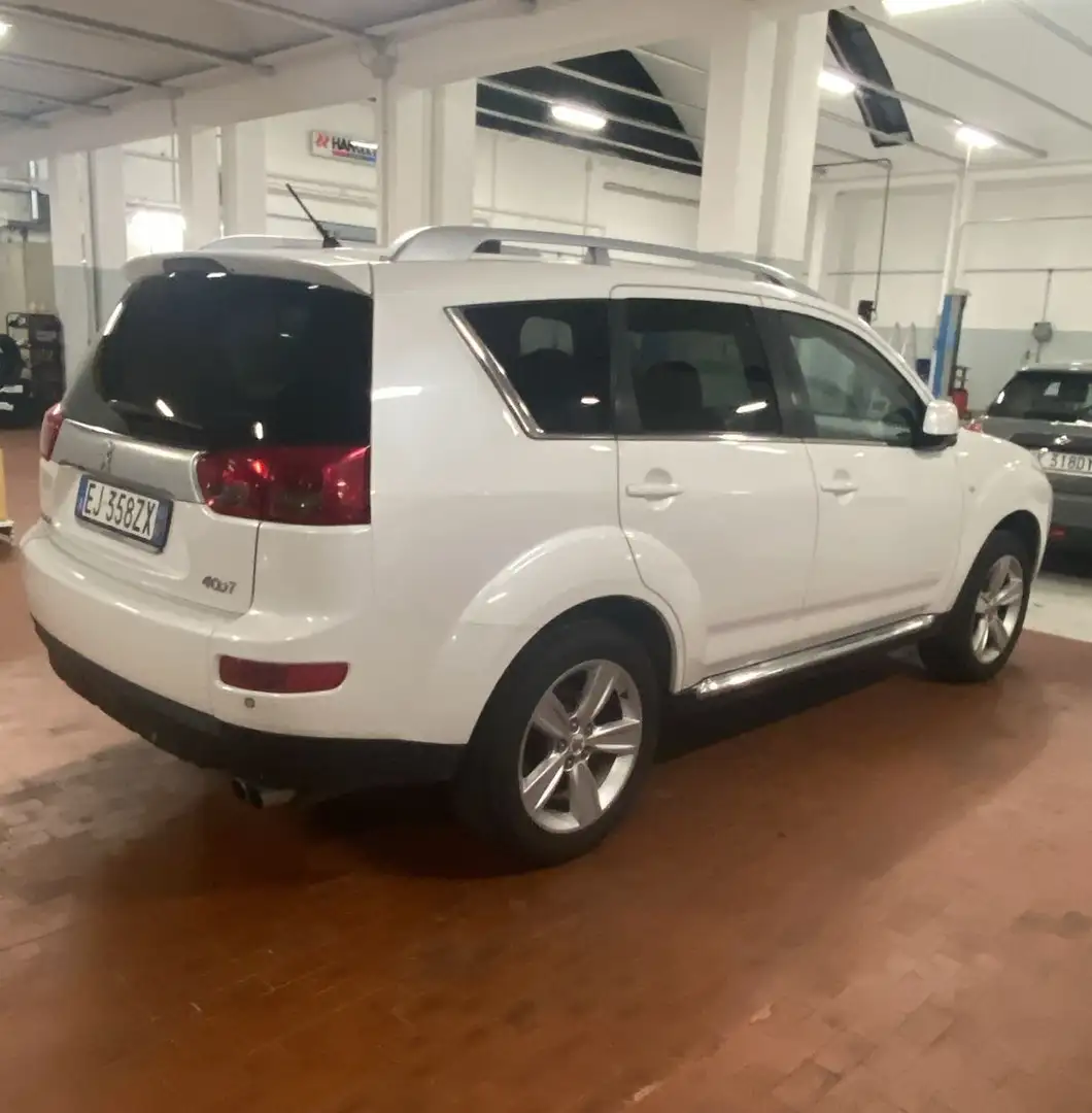 Peugeot 4007 2.2 hdi 16v Feline dcs E5 - 2