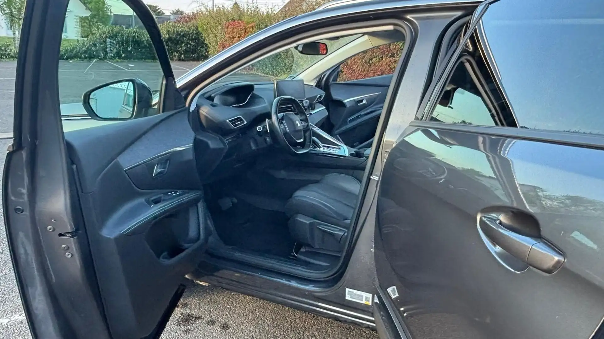 Peugeot 5008 BlueHDi 130ch S&S EAT8 Allure BusinessPack - 2