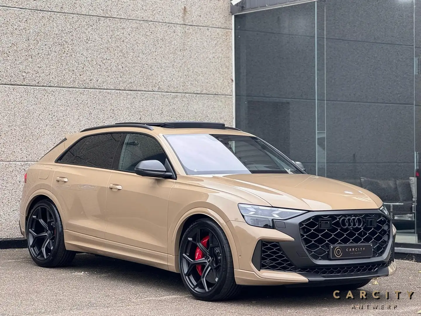 Audi RS Q8 Performance*CARBON*NACHTZICHT*ALCANTARA*305 km/h Beige - 1