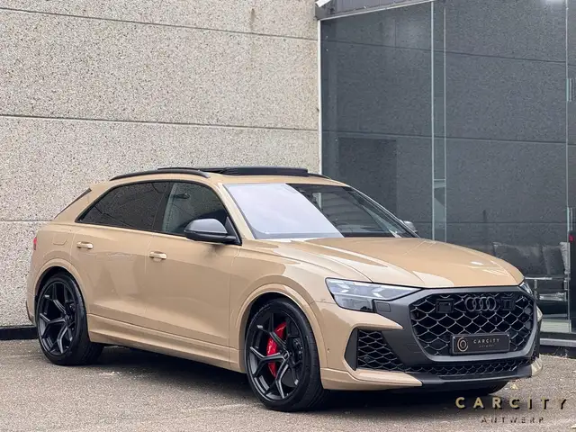 Audi RS Q8 Performance*CARBON*NACHTZICHT*ALCANTARA*305 km/h