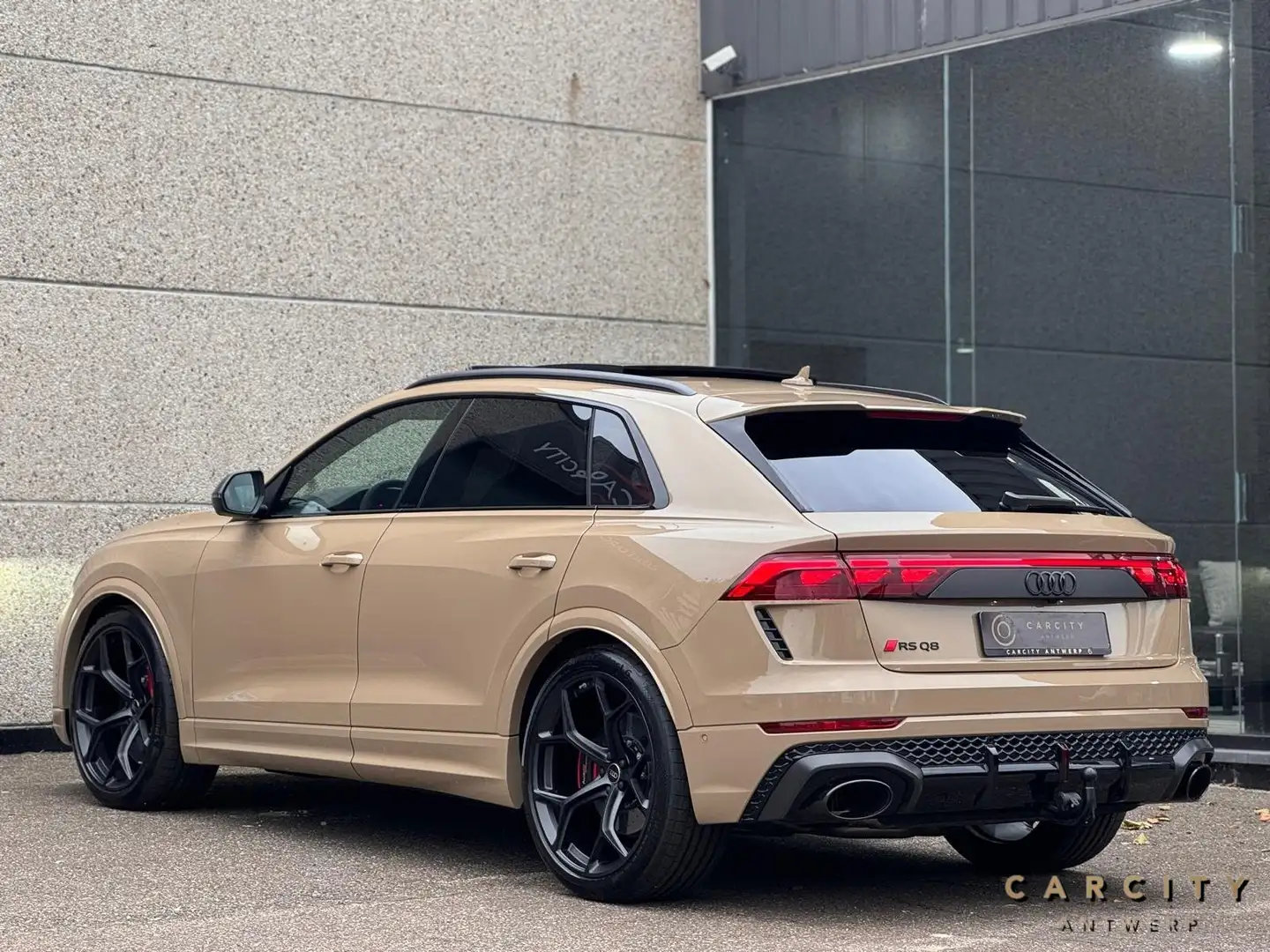 Audi RS Q8 Performance*CARBON*NACHTZICHT*ALCANTARA*305 km/h Beige - 2