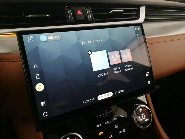 Jaguar F-Pace view 18