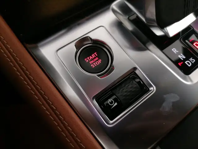 Jaguar F-Pace view 25