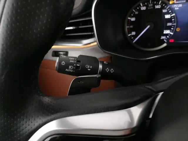 Jaguar F-Pace view 29