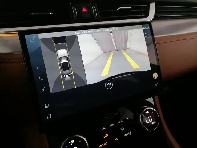 Jaguar F-Pace view 19