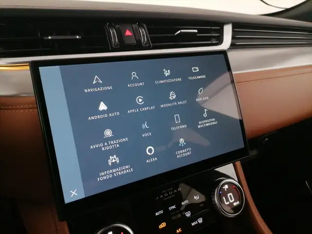 Jaguar F-Pace view 22