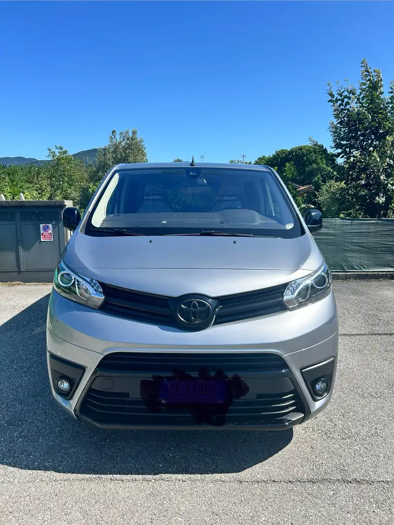 Toyota Proace luxury line - 1