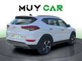 Hyundai TUCSON 2.0CRDI Tecno 4x4 Aut. (4.75) Weiß - thumbnail 7