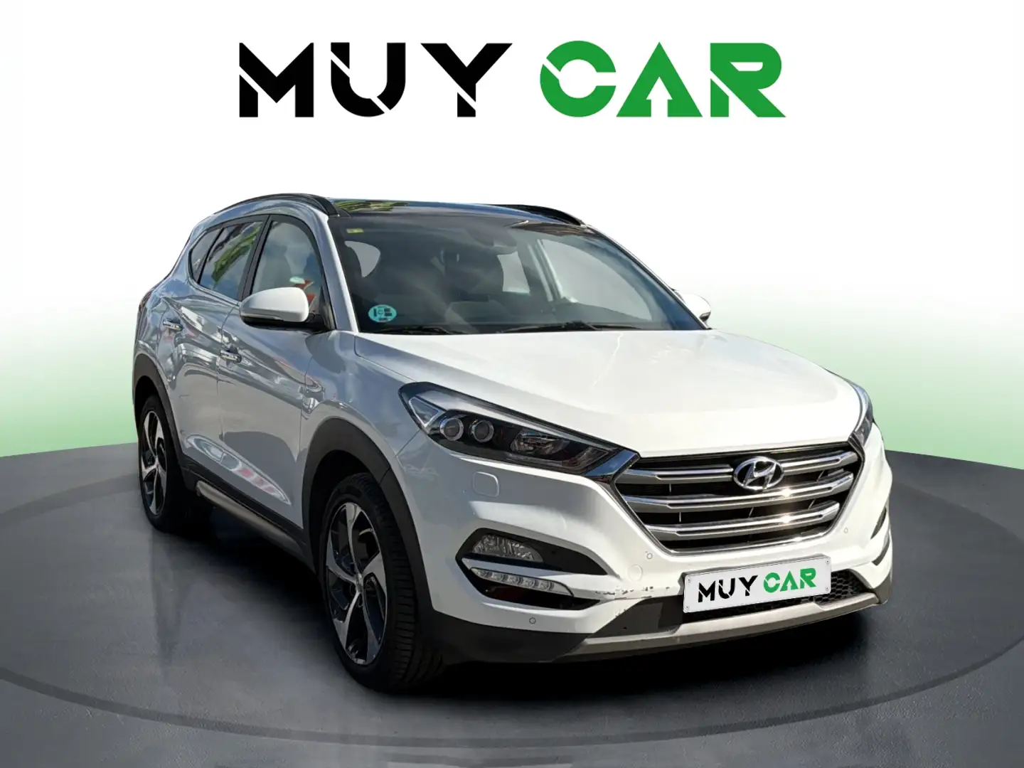 Hyundai TUCSON 2.0CRDI Tecno 4x4 Aut. (4.75) Weiß - 1