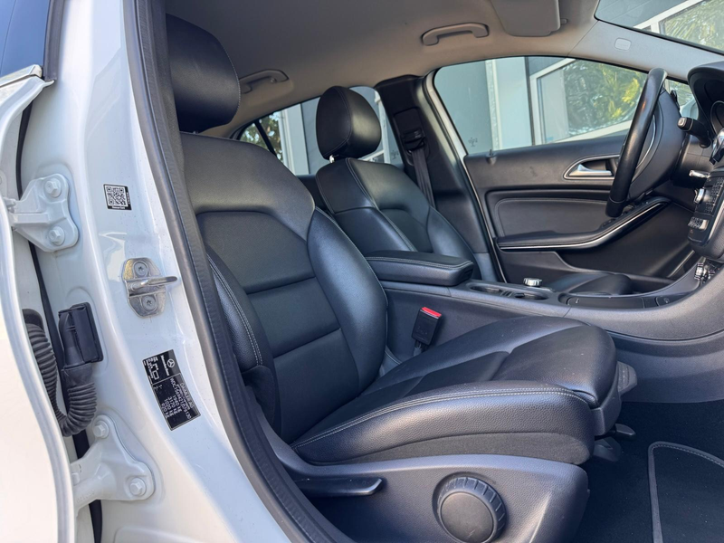 Mercedes-Benz GLA 180 Business Solution AMG Upgrade Edition | Camera | X — photo 19