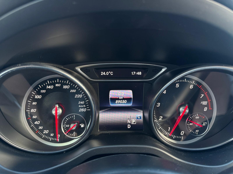Mercedes-Benz GLA 180 Business Solution AMG Upgrade Edition | Camera | X — photo 9