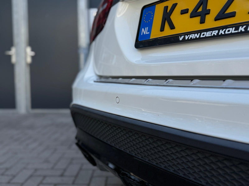 Mercedes-Benz GLA 180 Business Solution AMG Upgrade Edition | Camera | X — photo 23