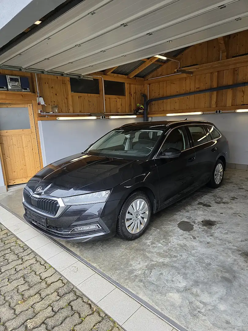 Skoda Octavia 2,0 TDI Style DSG Schwarz - 1