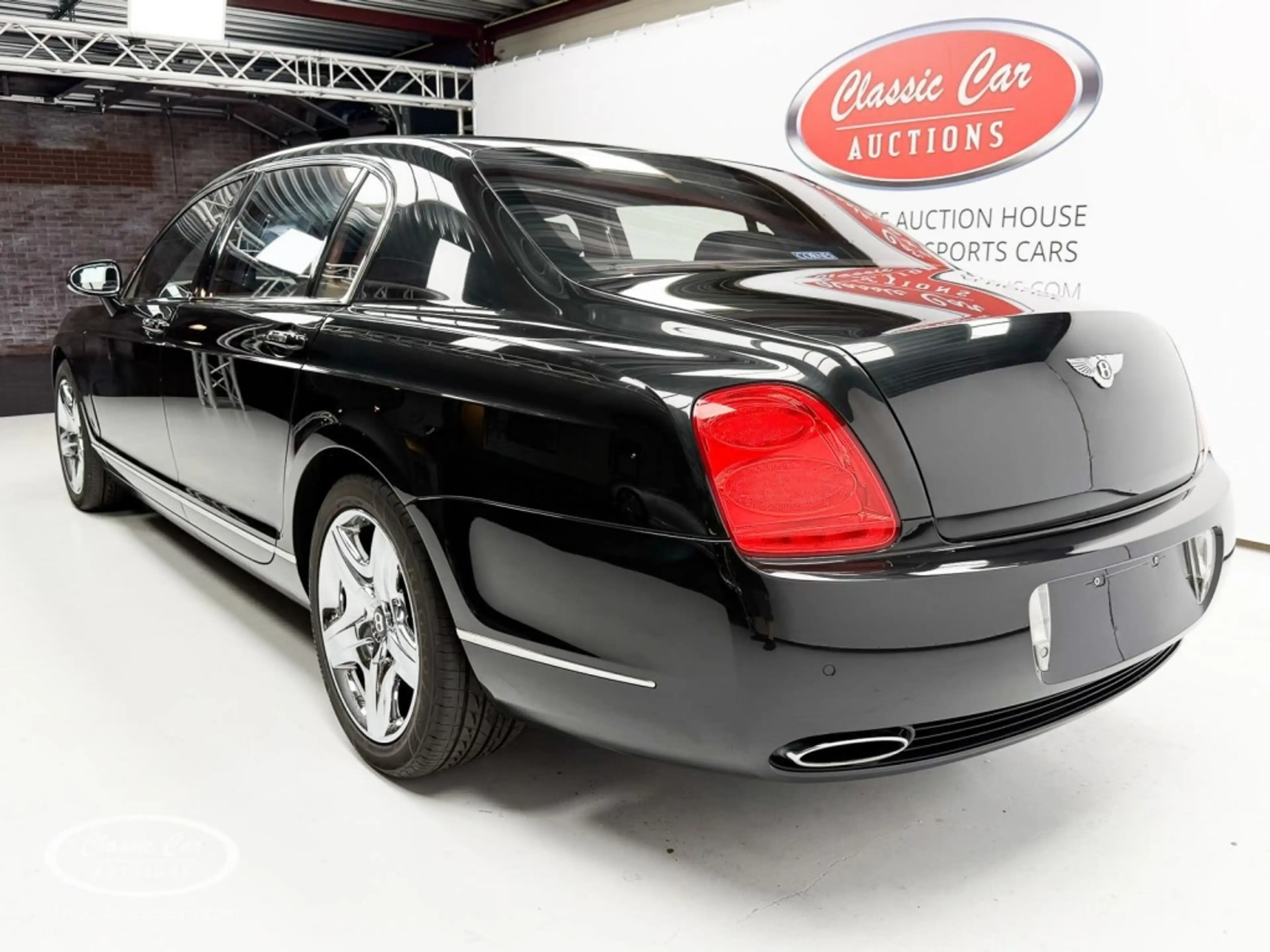 Bentley Flying Spur - ONLINE AUCTION — photo 5