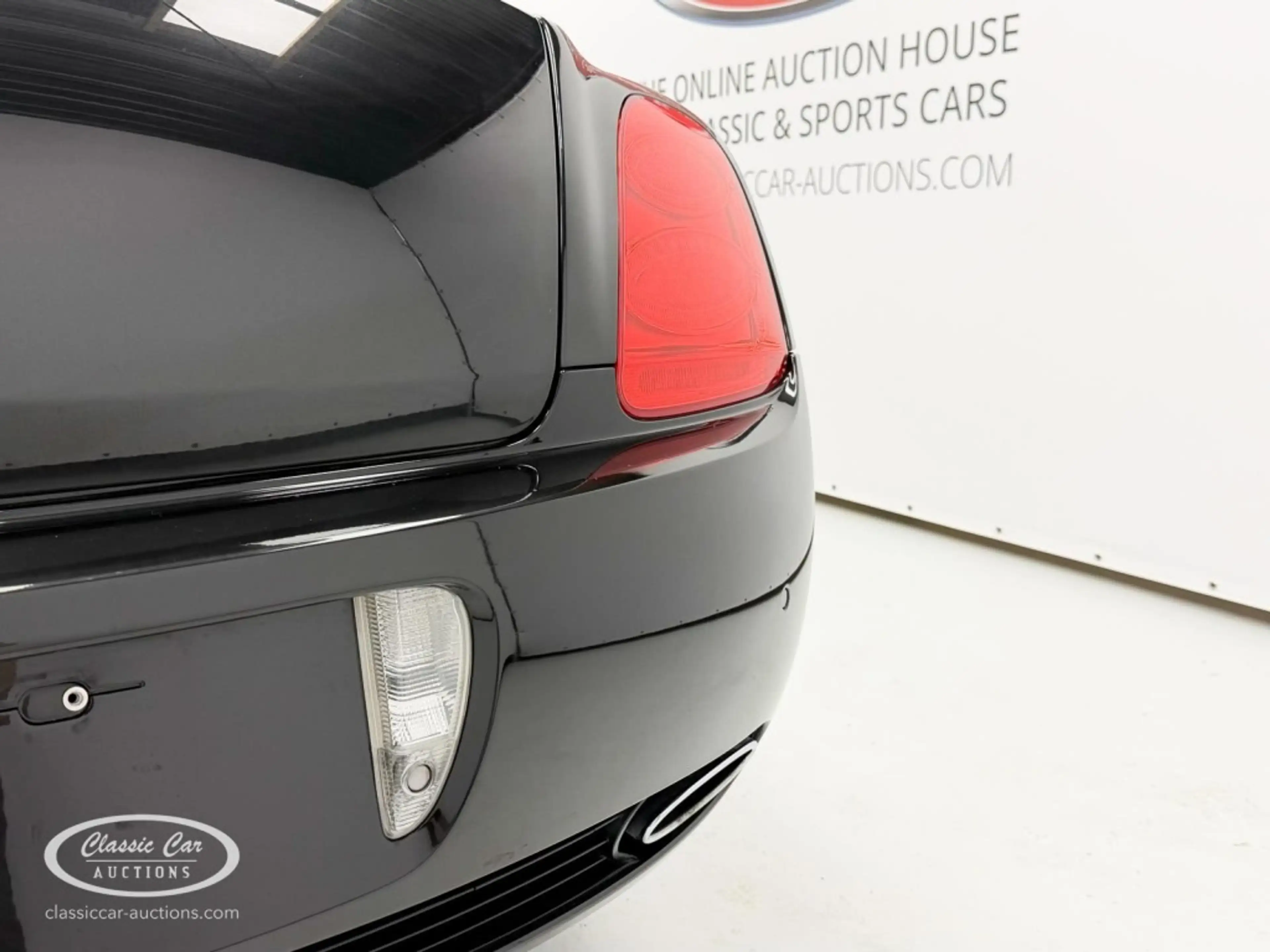 Bentley Flying Spur - ONLINE AUCTION — photo 12