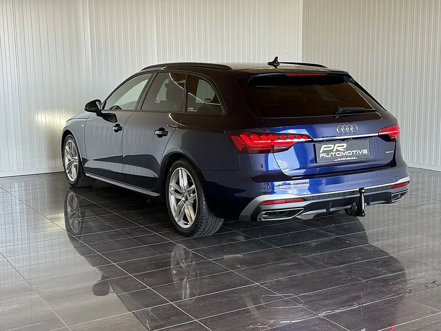 Audi A4 Avant 40 TDI quattro 2x S line B&O*AHK*STANDHZG... Blau - 2