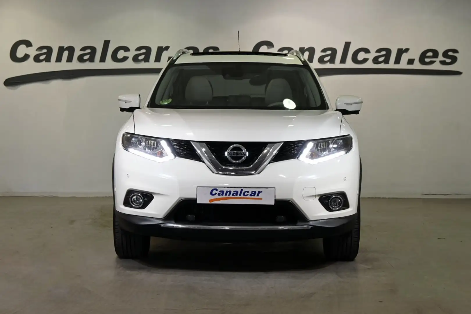 Nissan X-Trail 1.6 dCi Tekna 4x2 Wit - 2