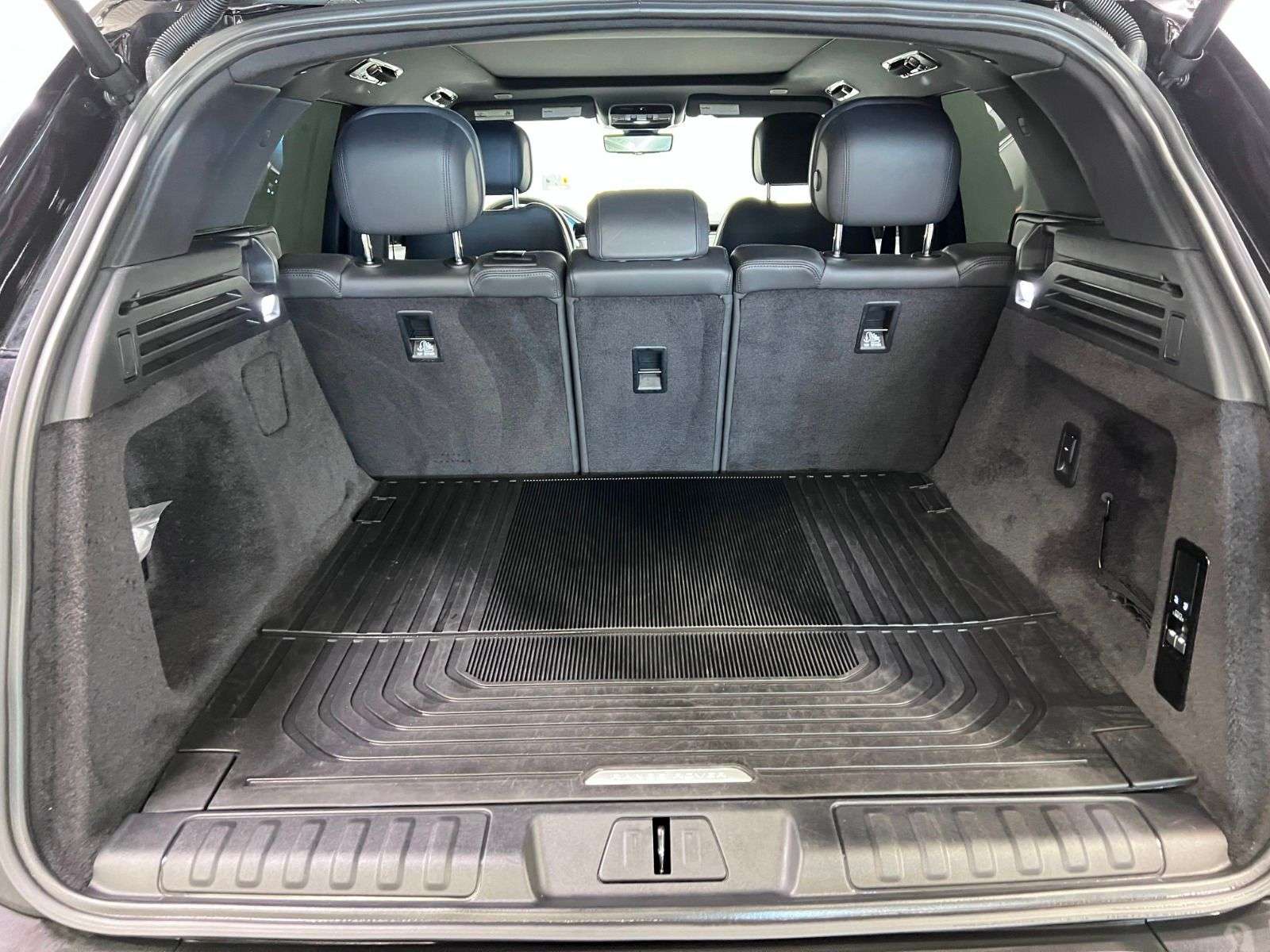 2024 Land Rover Range Rover Sport P400 DYNAMIC SE | TWO SETS OF TIRES | LOW KMS thumb 16