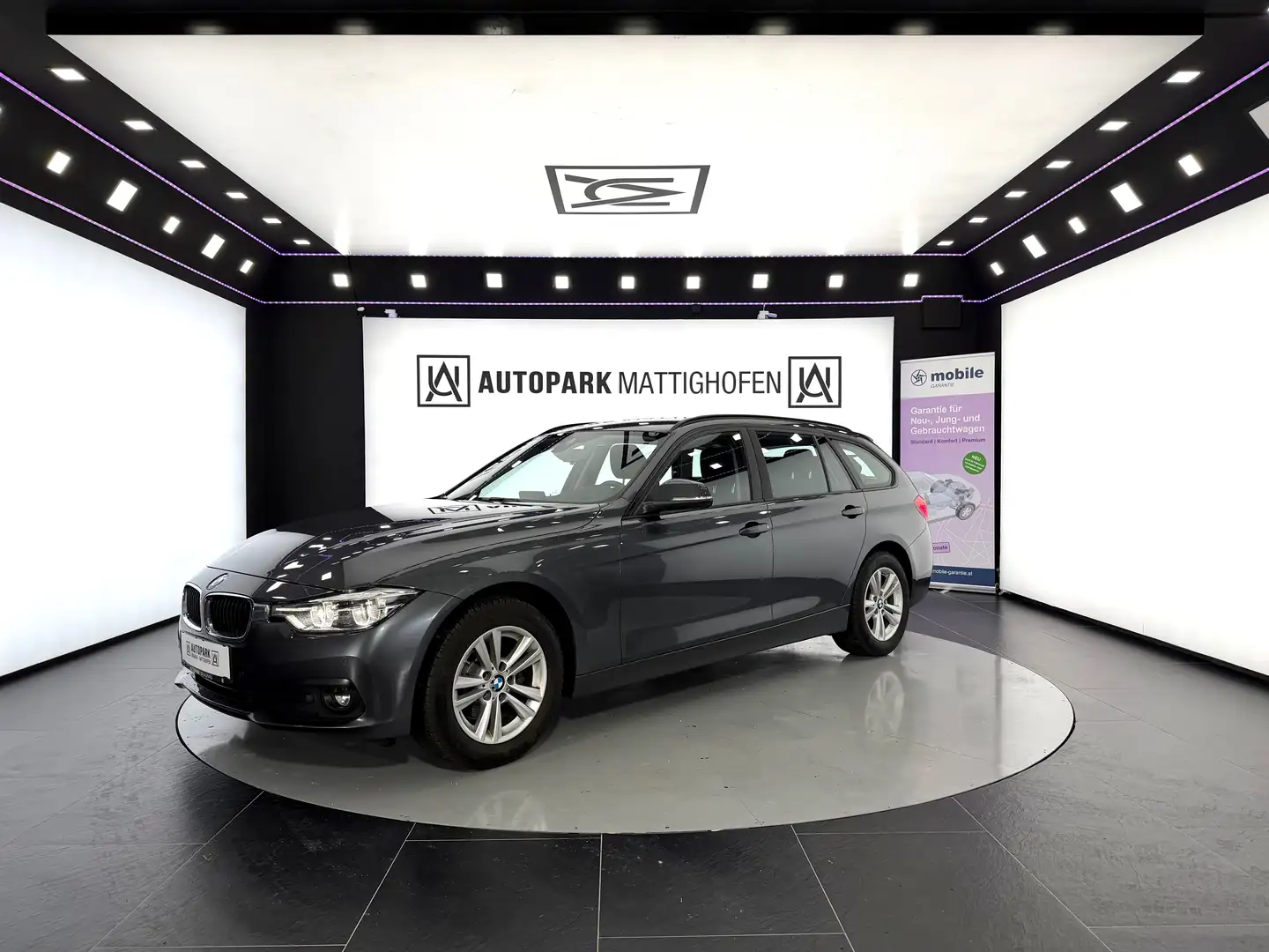 BMW 318 d Touring Advantage *HUD*LED*NAVI* Grau - 2
