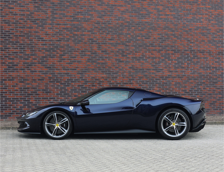 Ferrari 296 GTB 3.0 V6 | Blu America - Cuoio - Racing Seats — photo 15