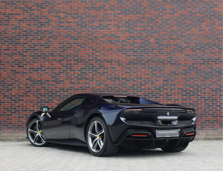 Ferrari 296 GTB 3.0 V6 | Blu America - Cuoio - Racing Seats — photo 2