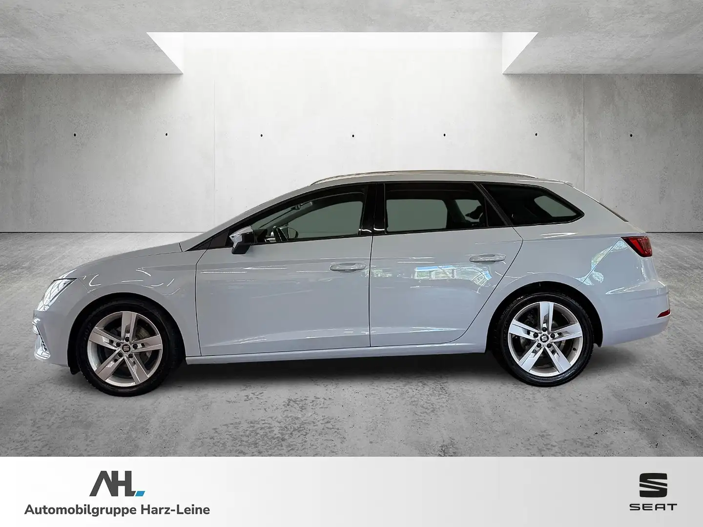 SEAT Leon ST 1.5 TSI FR LED Navi Beats PDC SHZ Grey - 2