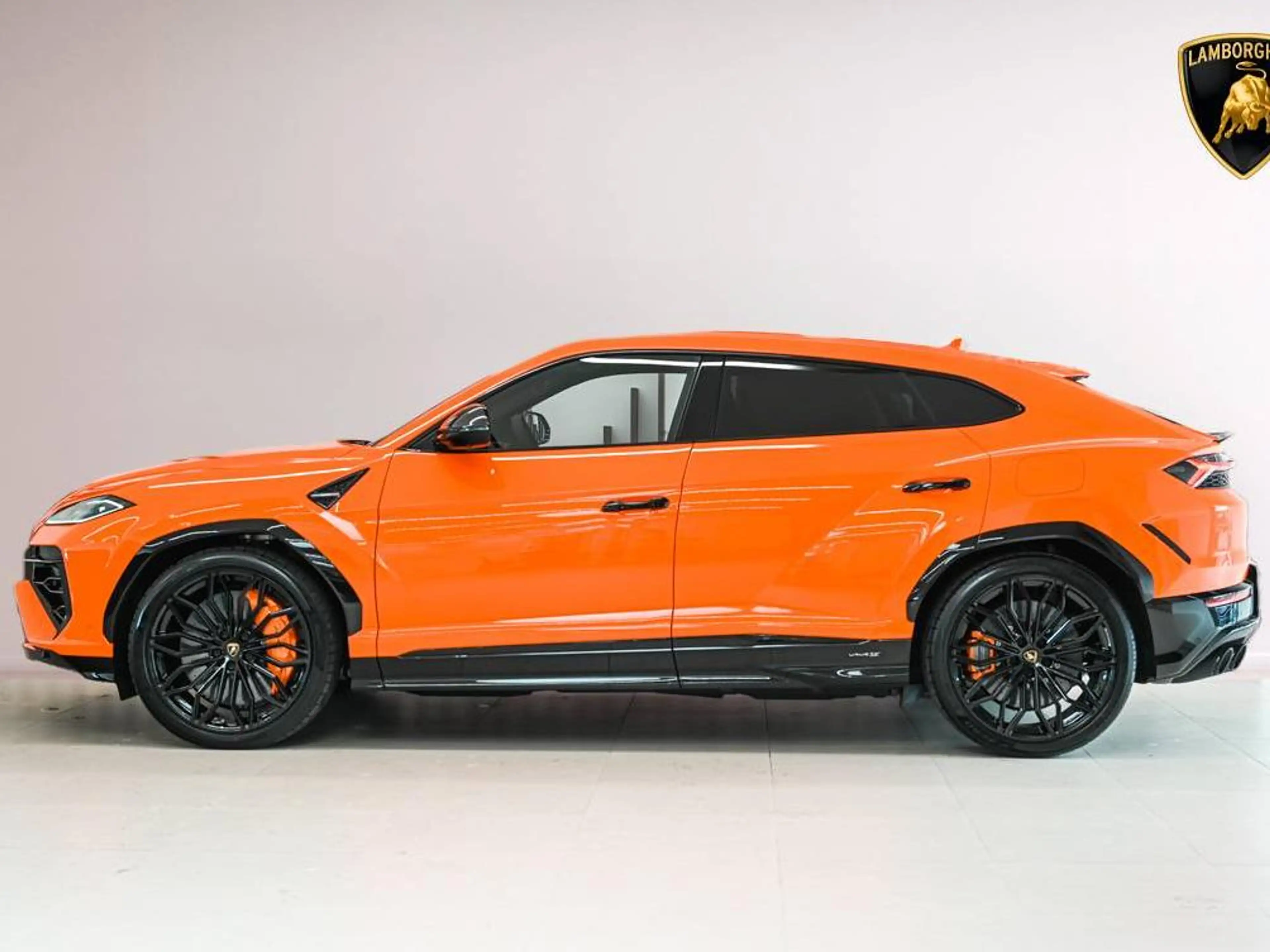 Lamborghini Urus Urus SE PHEV 4.0 BiTurbo V8 — photo 13