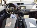 Toyota Yaris 1.4 D-4D 90CV DIESEL NAVI Gris - thumbnail 17