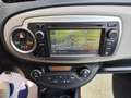 Toyota Yaris 1.4 D-4D 90CV DIESEL NAVI Gris - thumbnail 9