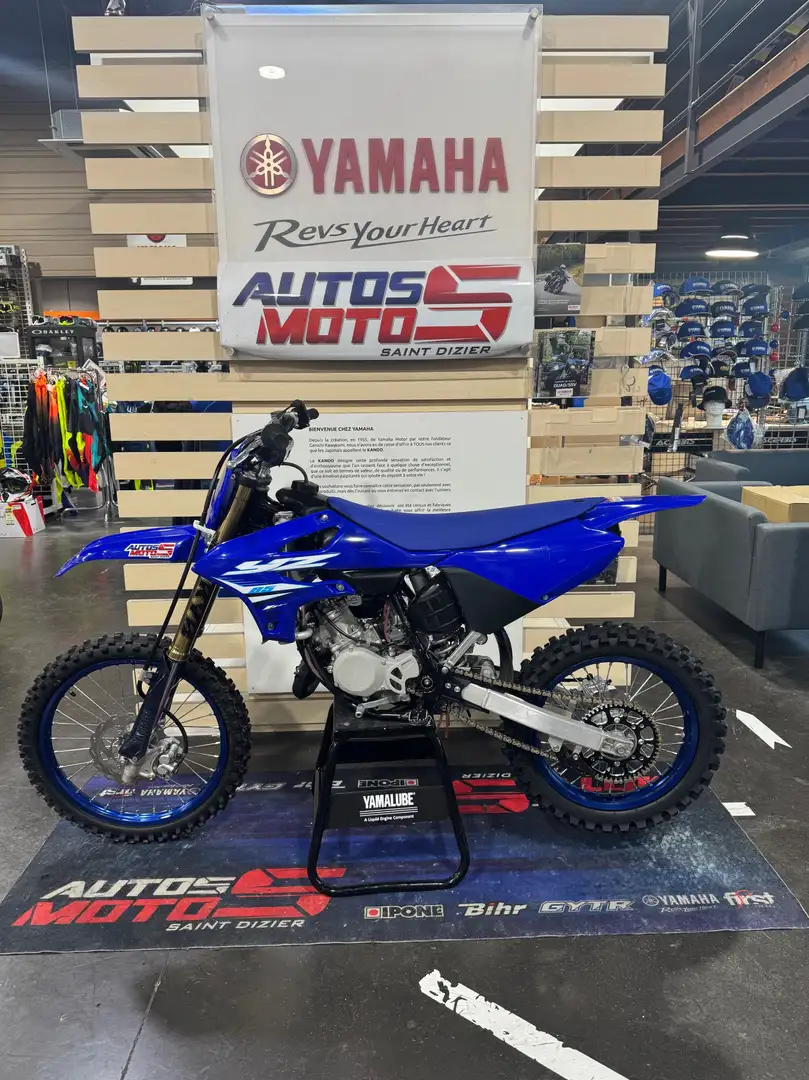 Yamaha Blauw - 1