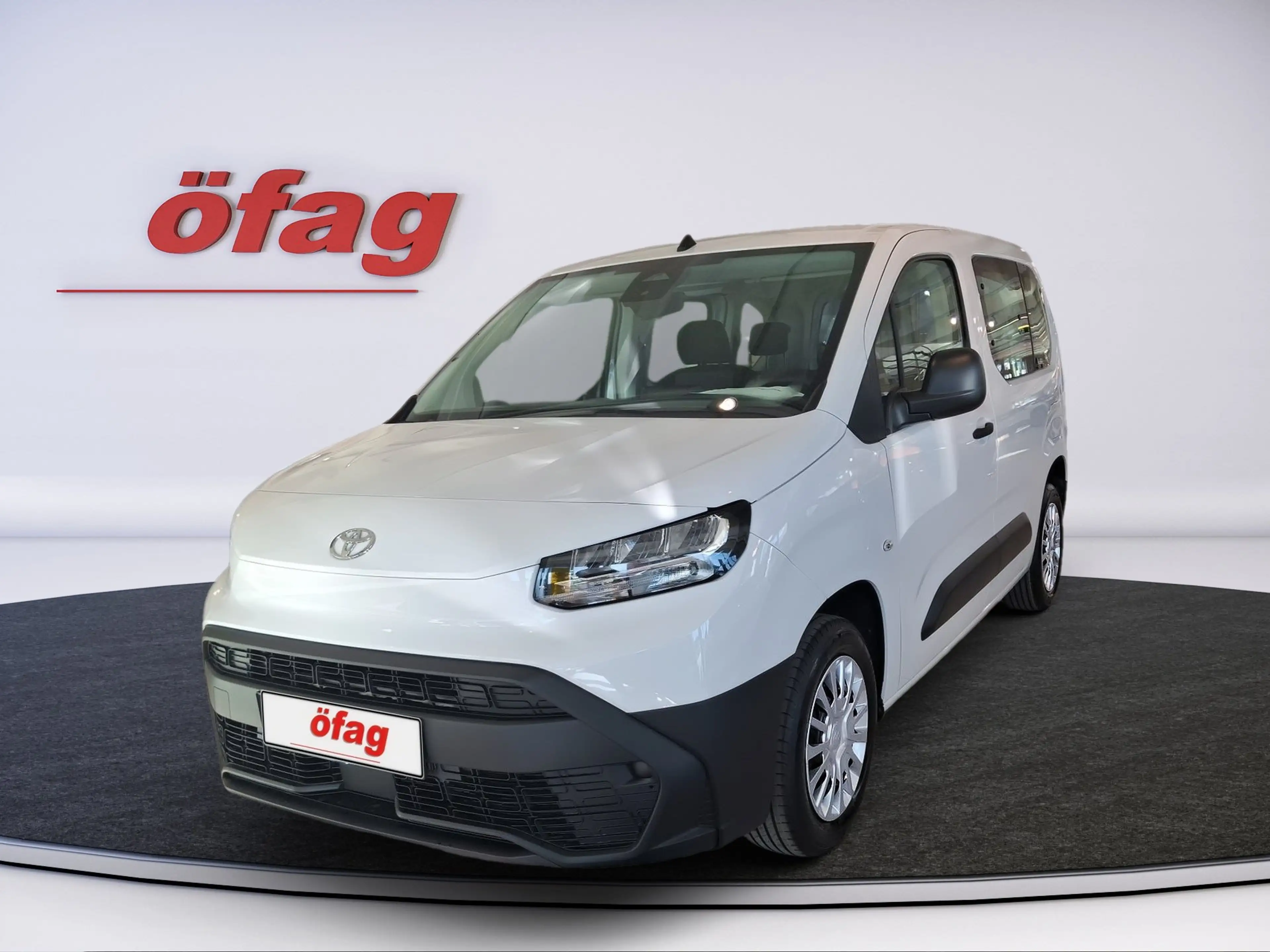 Toyota Proace City Verso L1 1.5 D4D 102 Combi — photo 3