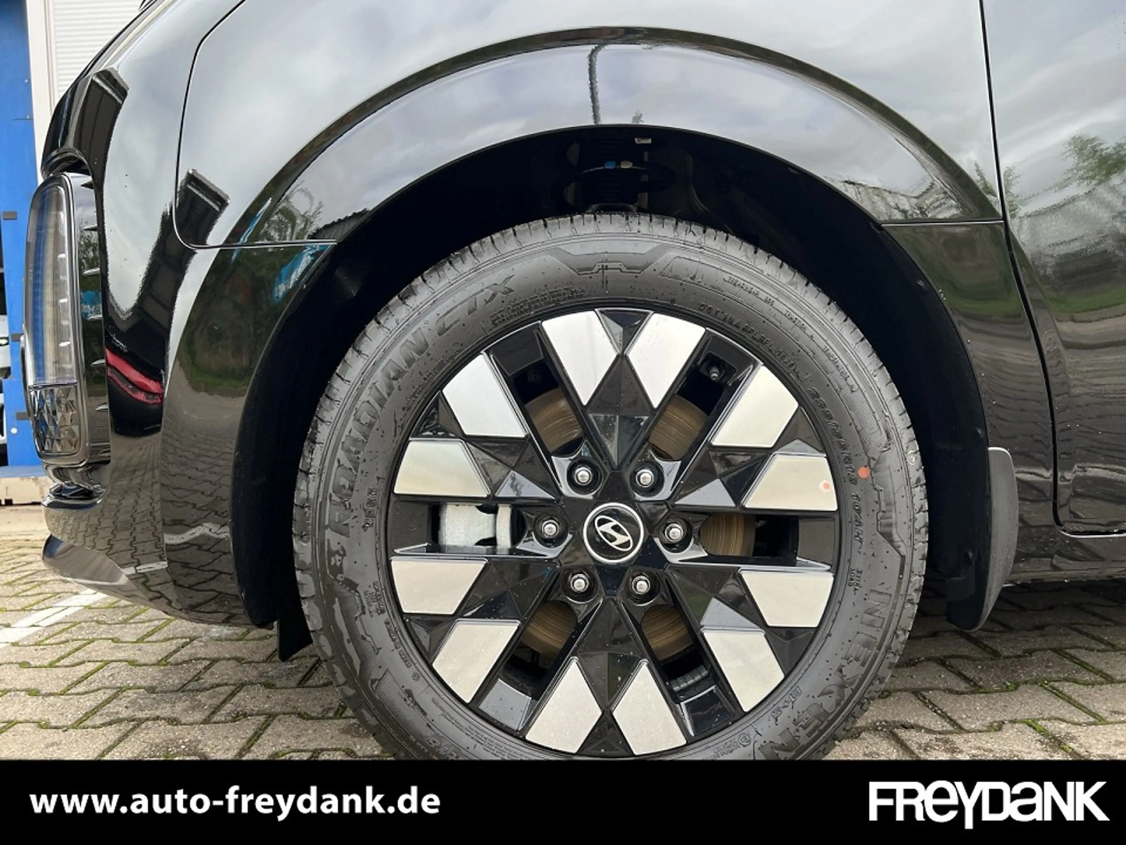 Hyundai STARIA HEV 7-Sitzer (MY25) 1.6 T-GDI (225 PS) 6-AT 2WD Si — photo 7