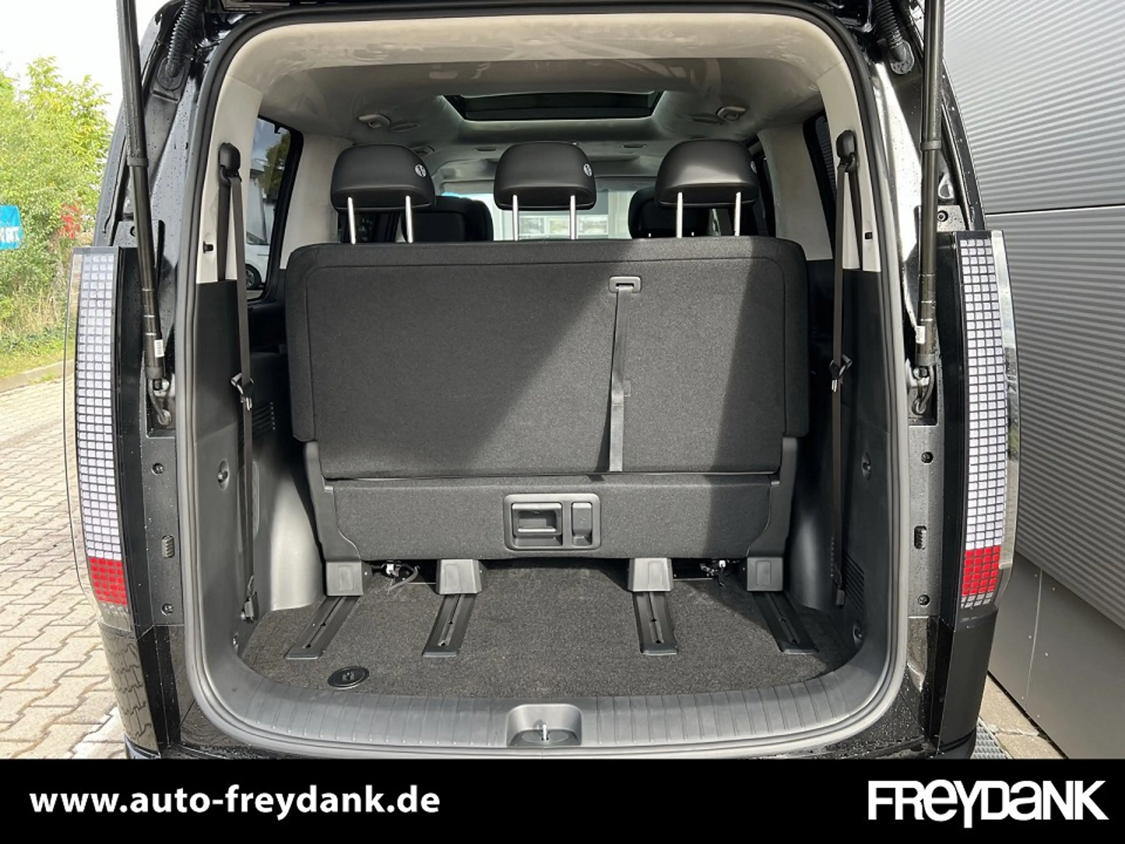 Hyundai STARIA HEV 7-Sitzer (MY25) 1.6 T-GDI (225 PS) 6-AT 2WD Si — photo 9