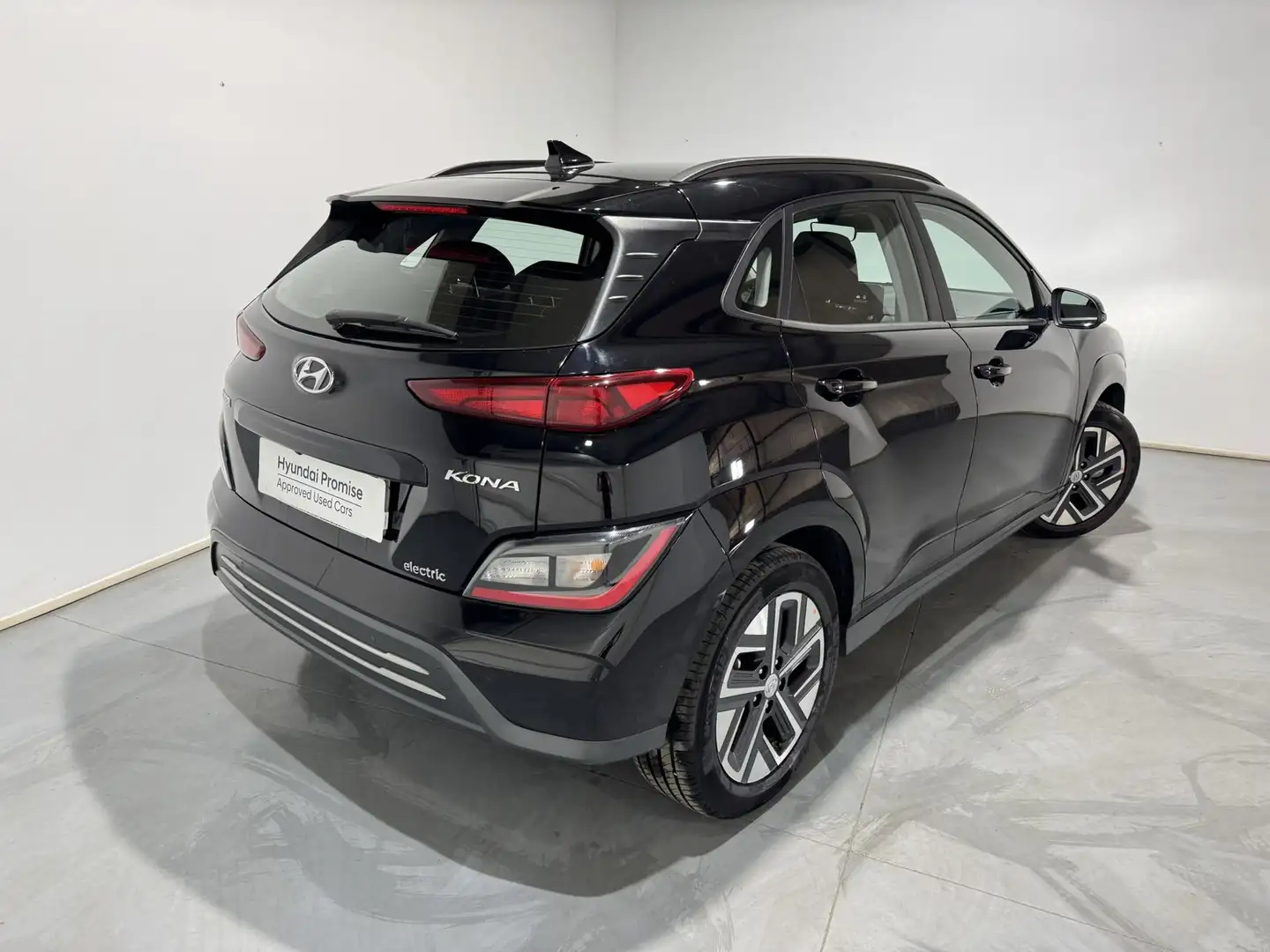 Hyundai KONA EV Maxx 150kW Negro - 2
