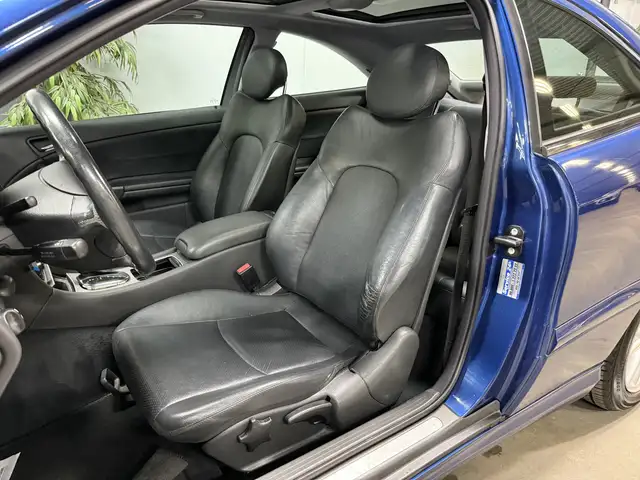 Mercedes-Benz C-Class view 12