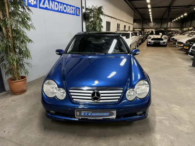 Mercedes-Benz C-Class view 2