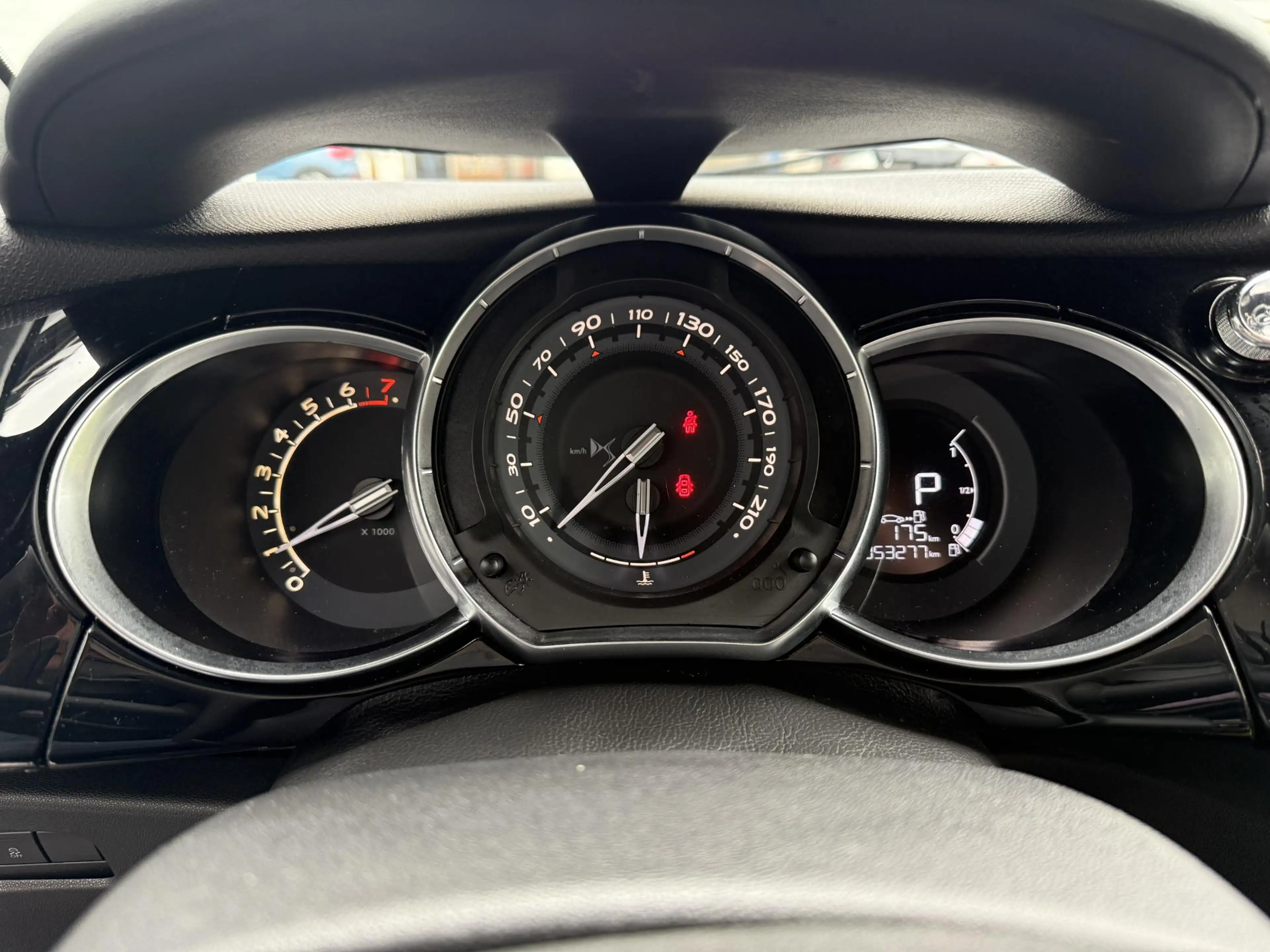 DS Automobiles DS 3 1.2 PureTech Connected Chic Automaat — photo 8