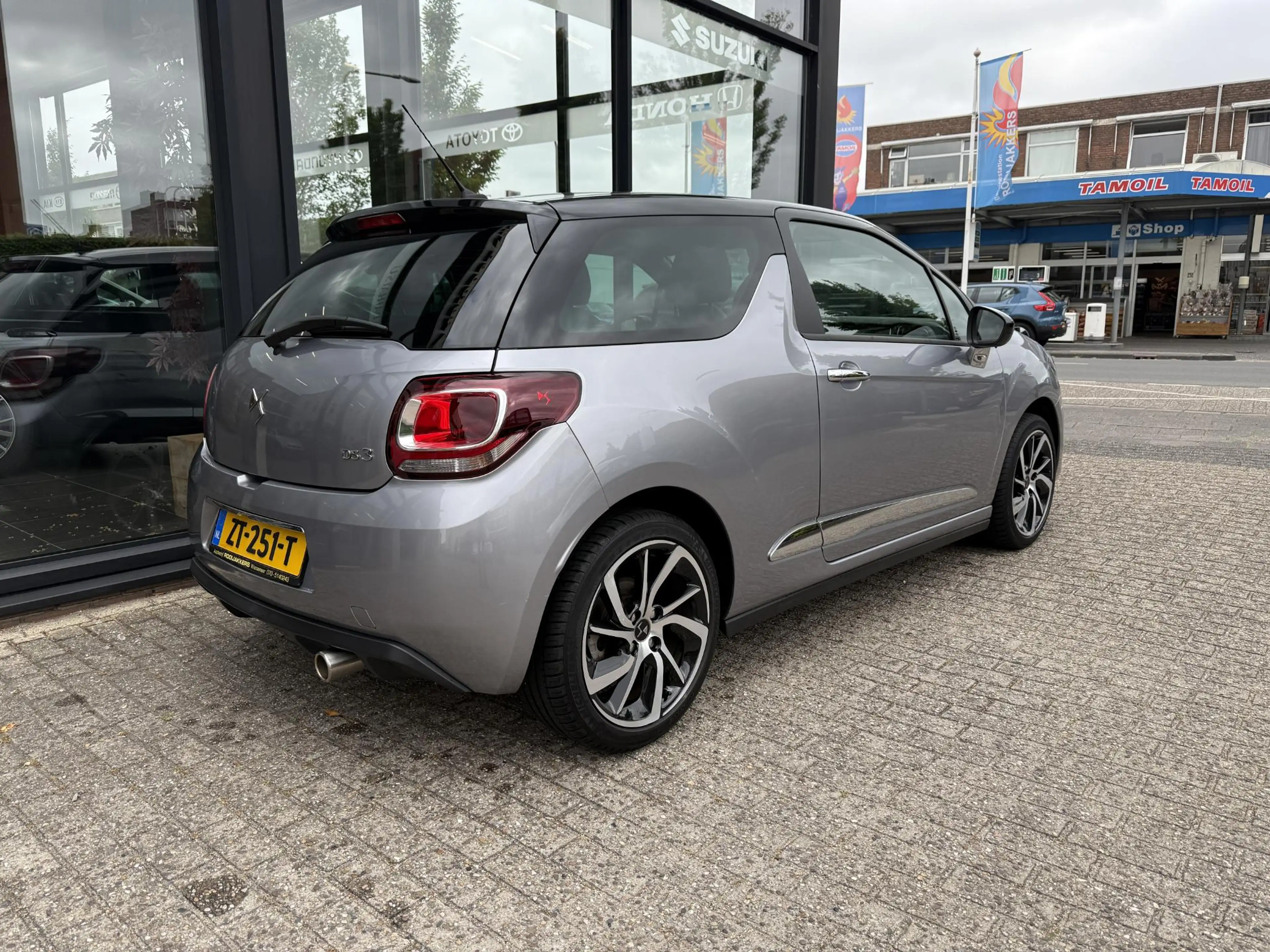DS Automobiles DS 3 1.2 PureTech Connected Chic Automaat — photo 4