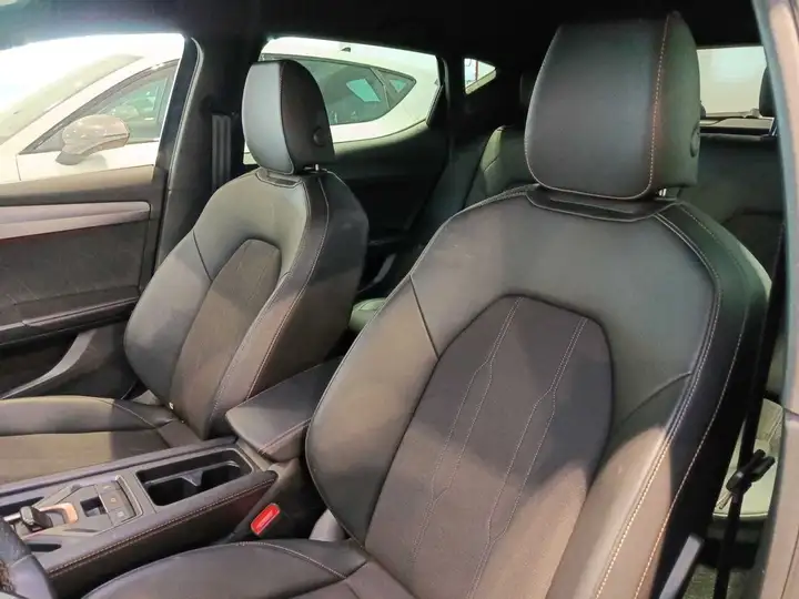 Cupra León 2024, foto 10