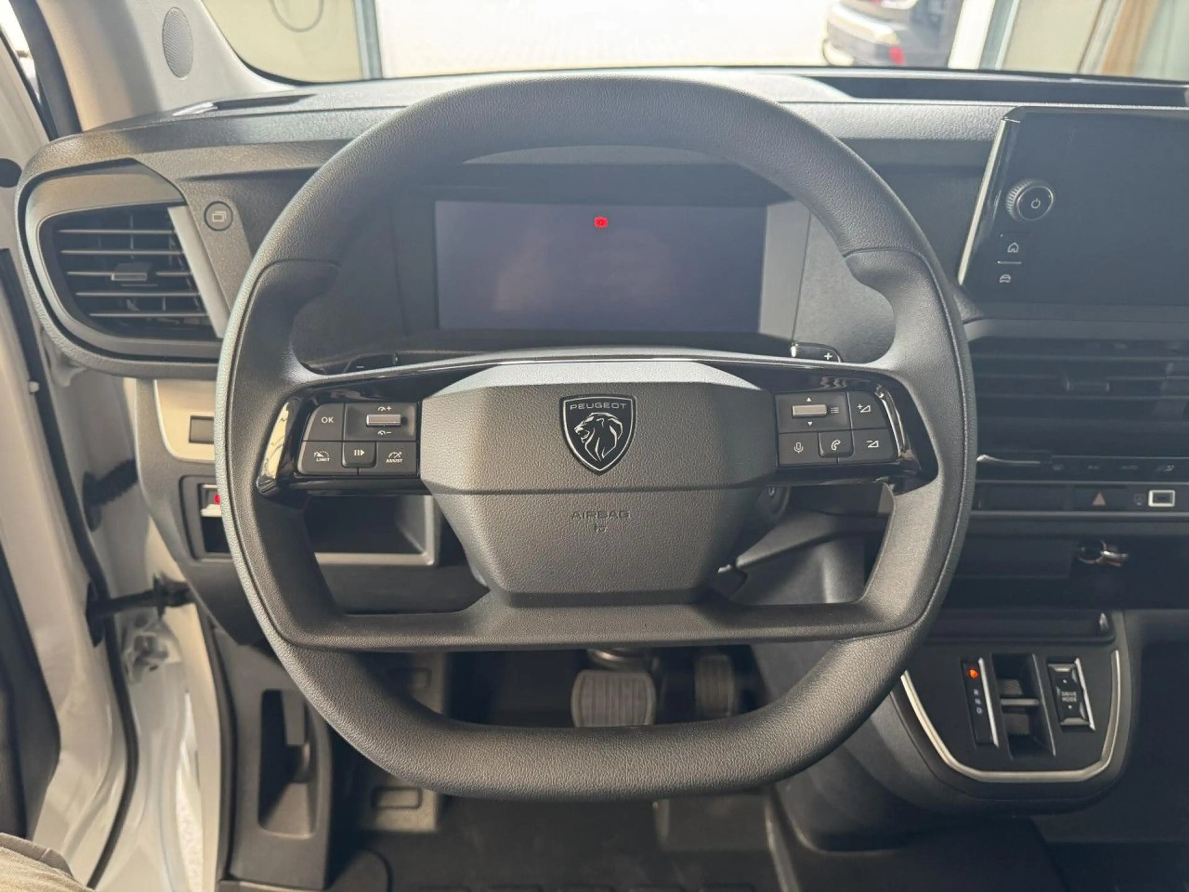 Peugeot Expert e- L3 (75kWh), 9-Sitzer, CCS, Kamera! Navi — photo 13